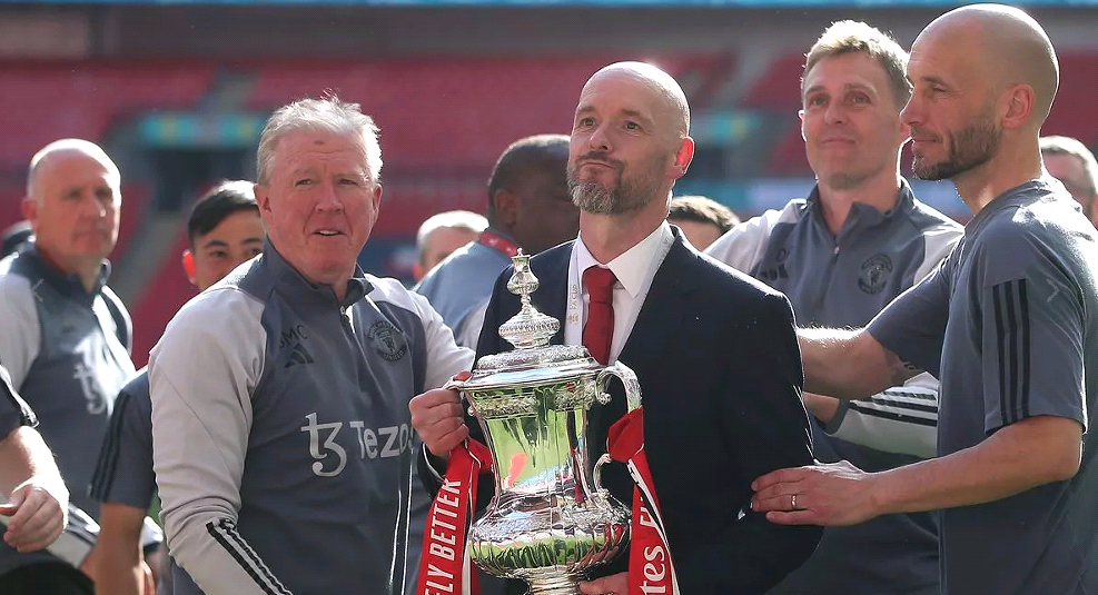 滕哈赫感谢麦克拉伦:他是我在曼联支持和建议的来源 为获2座奖杯做出重要贡献